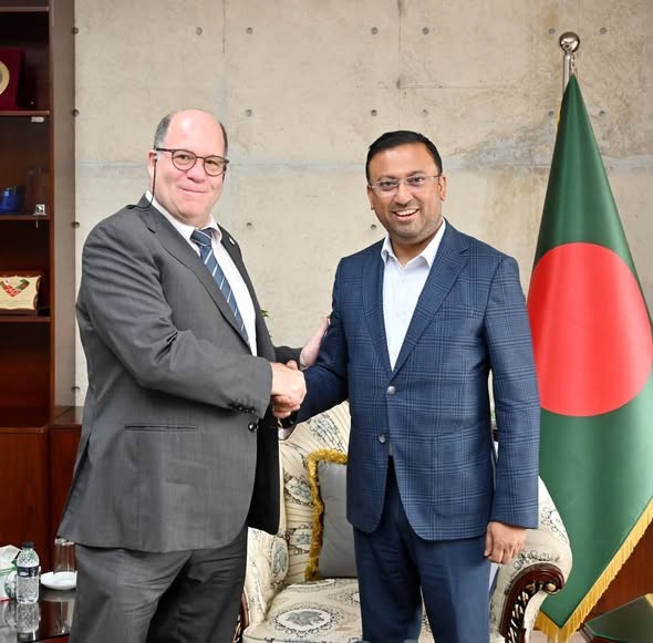 ICRC Head Fleury meets State Minister
